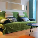 Calm Modern Apartment